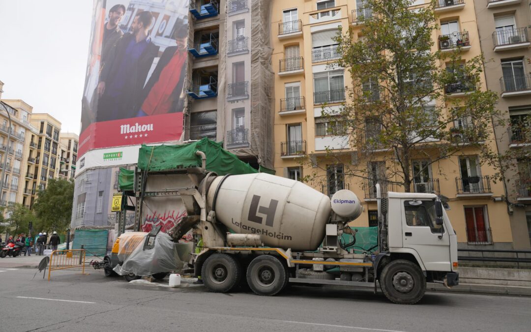 Optimizando la Construcción: El Poder del Bombeo de Hormigón y Hormigón Autonivelante